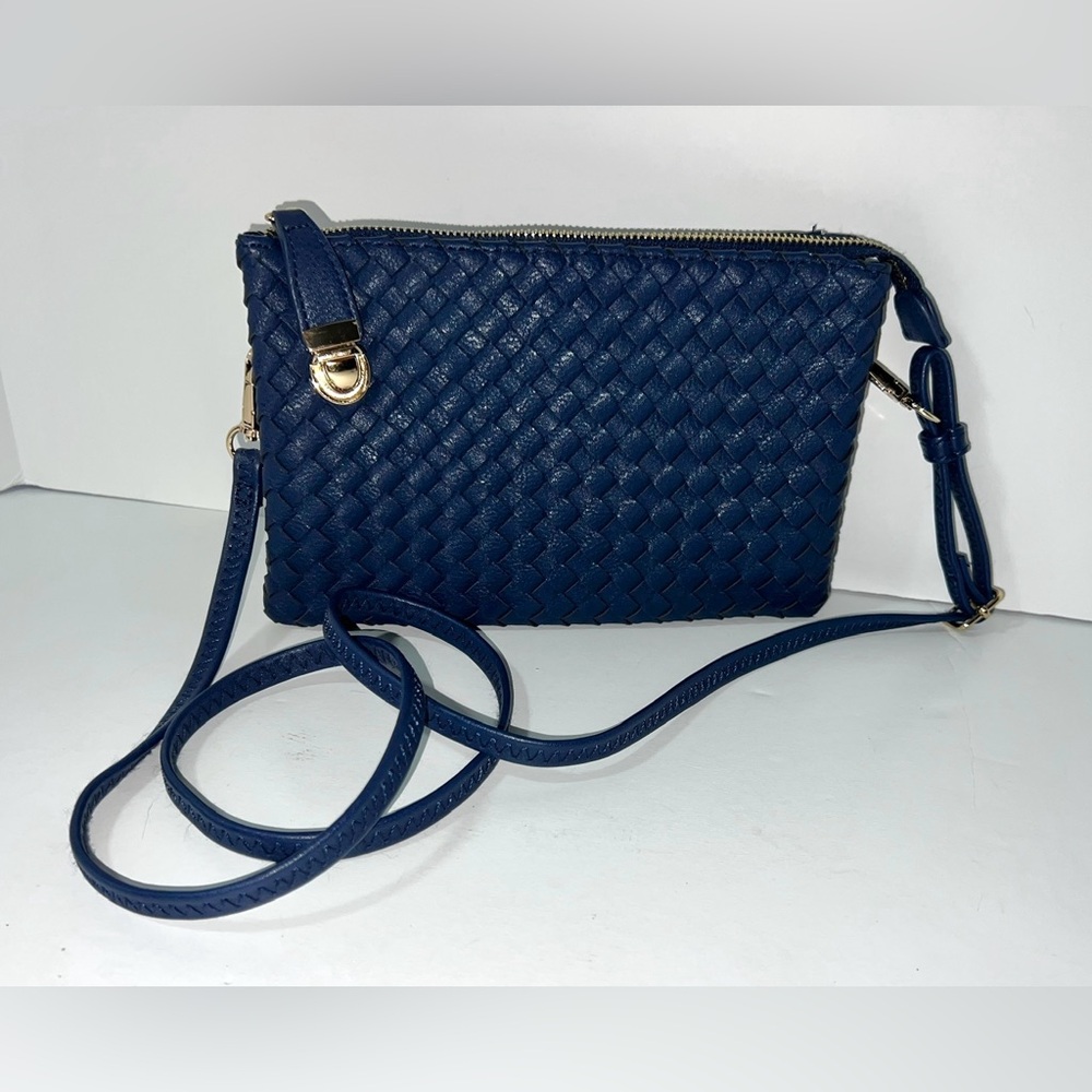 All‎ in one Crossbody, Clutch Wristlet Bag Navy Weaved